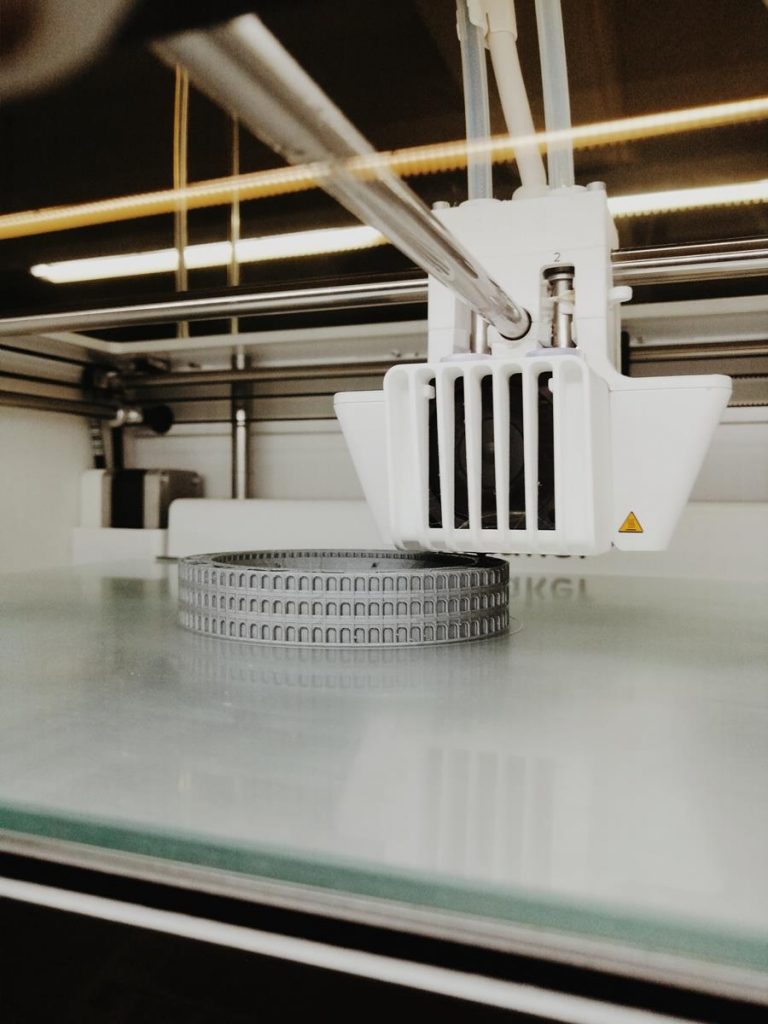 Jak druk 3D wpłynął na produkcję systemów przeciwpożarowych?