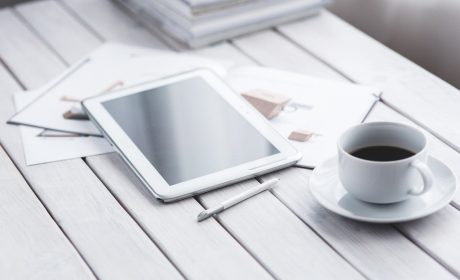 Praca na czarno – jakie ryzyko niesie za sobą praca bez umowy i dlaczego warto walczyć o etat?